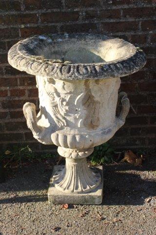 Urn on stand